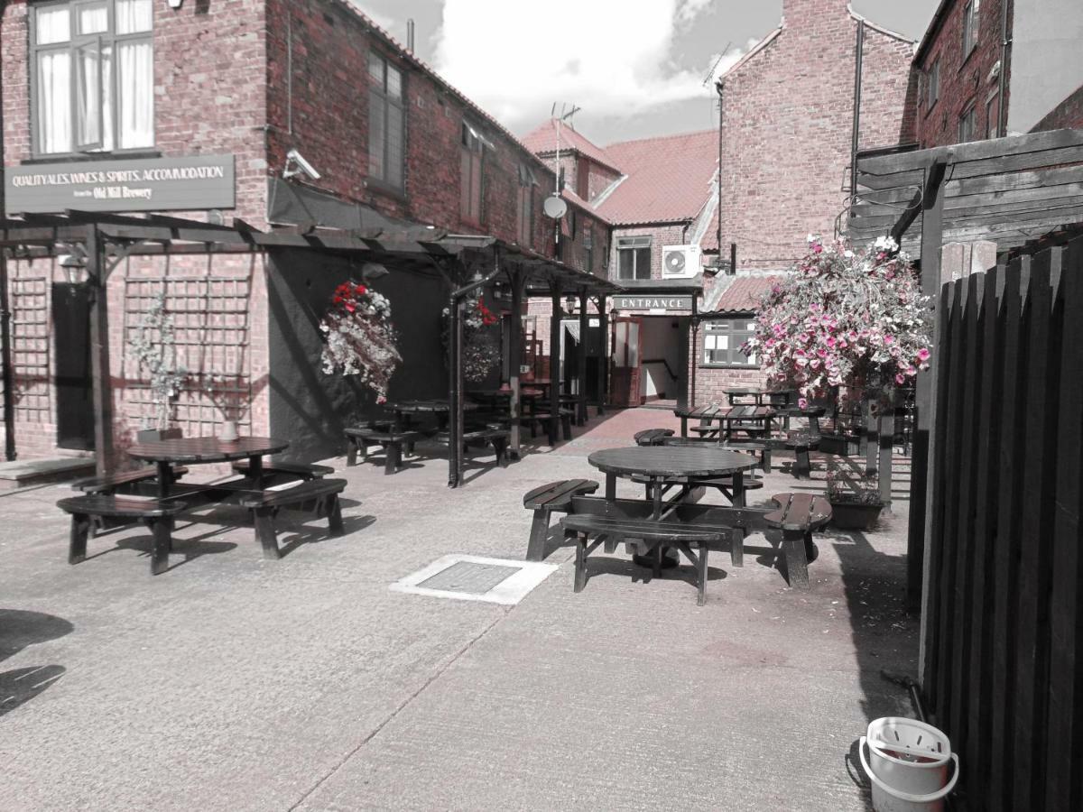 The Lord Nelson Hotel Brigg Exterior photo