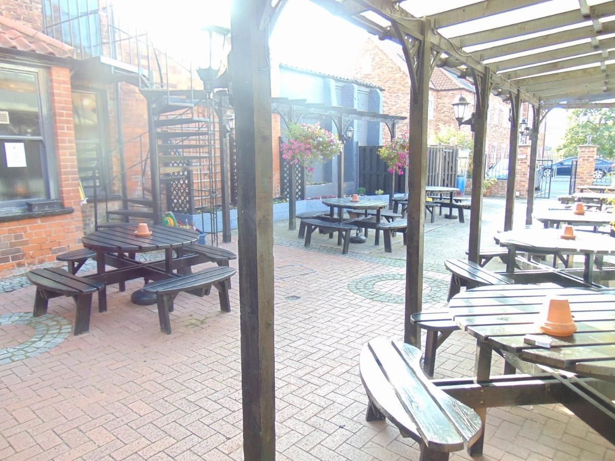 The Lord Nelson Hotel Brigg Exterior photo